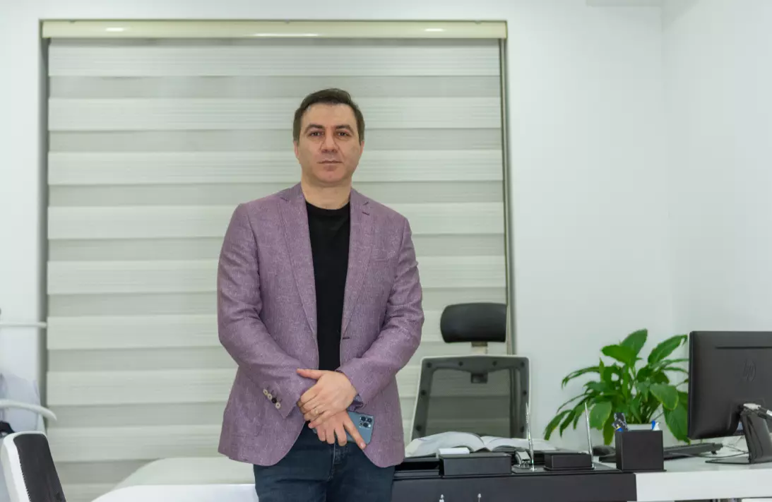 Dermatoloq | Dəri həkimi | Dr. Mehdi Mahmudi Suallarınızı Cavablayır